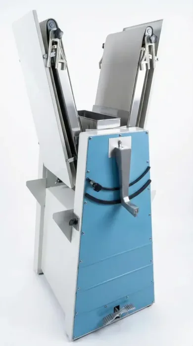 فرادة عجين شيتر إيطالي